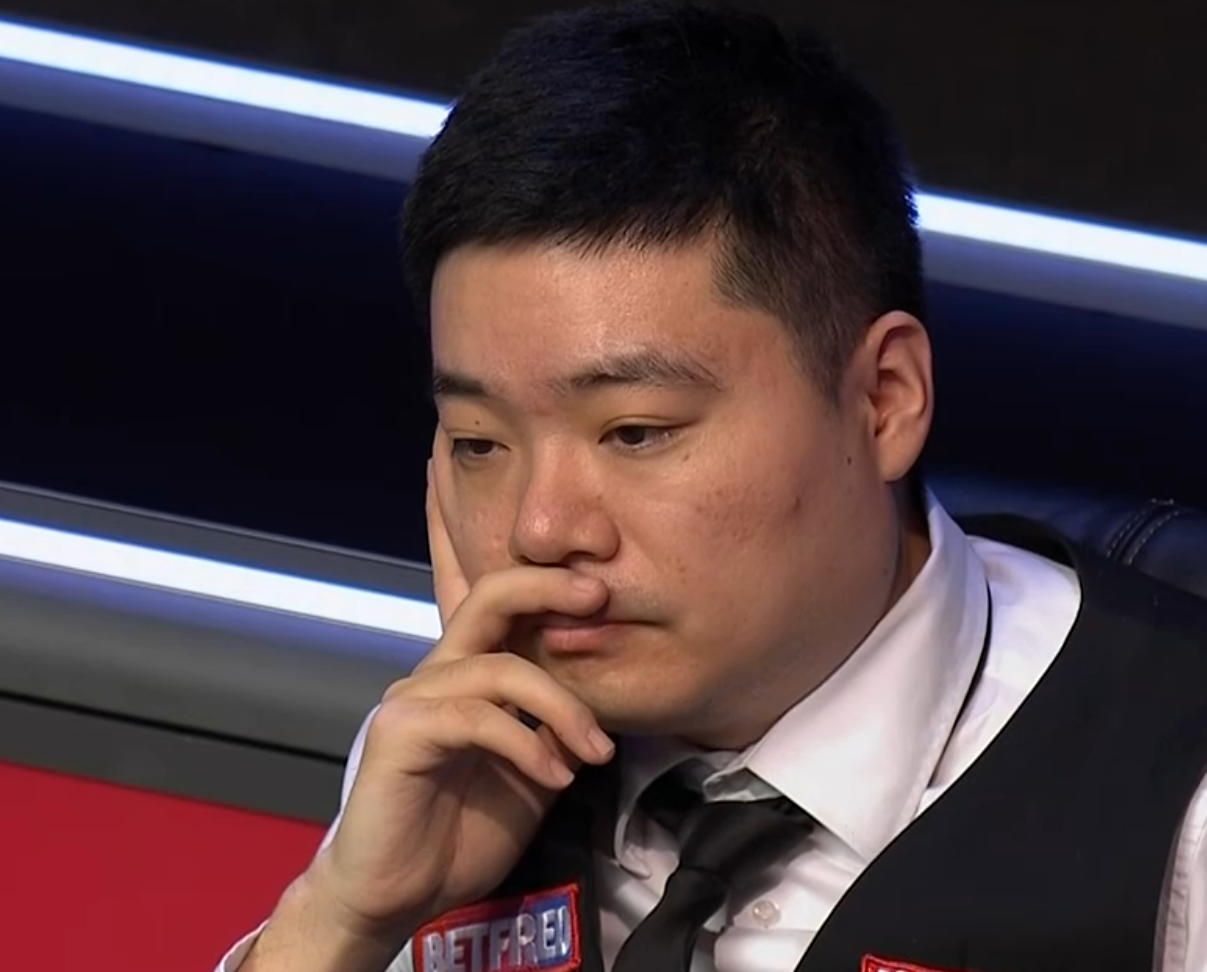 Ding Junhui 5-3 is banner collapse dish! After throwing 3 innings repeatedly, lower his head acedia, article of Ao Sha benefit sets upright thumb