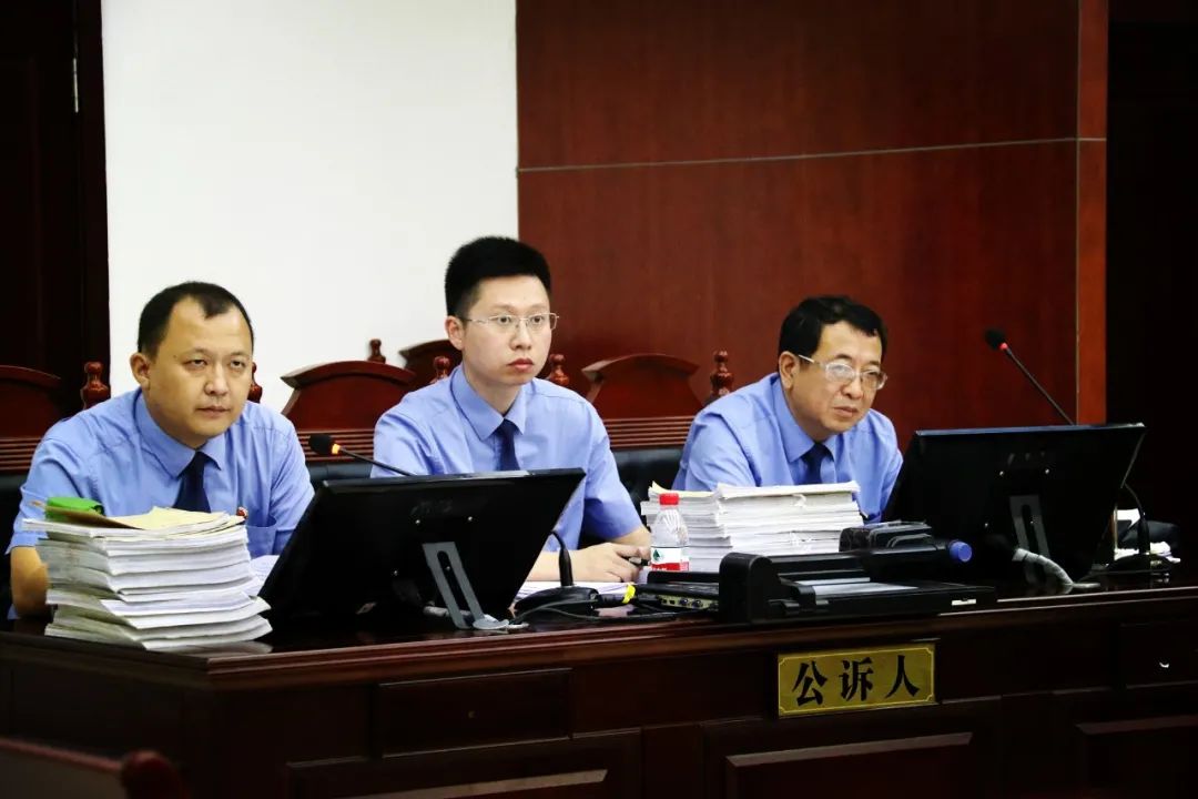 斩黑恶，且看合江检察“最强大脑”组合如何乘风破浪！