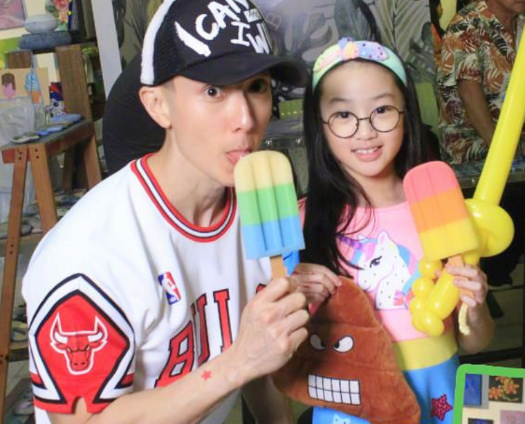 吳尊女兒“抽條”啦！ 10歲近照模樣被傳，這長相太像爸爸了吧