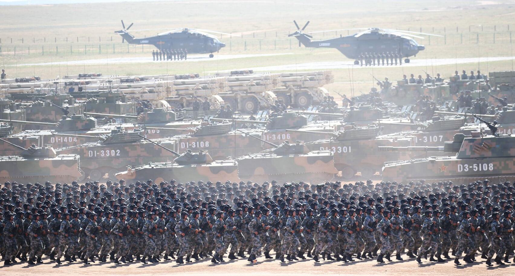 以長達250頁的篇幅,逐一對中國人民解放軍的海陸空三軍,及火箭軍部隊