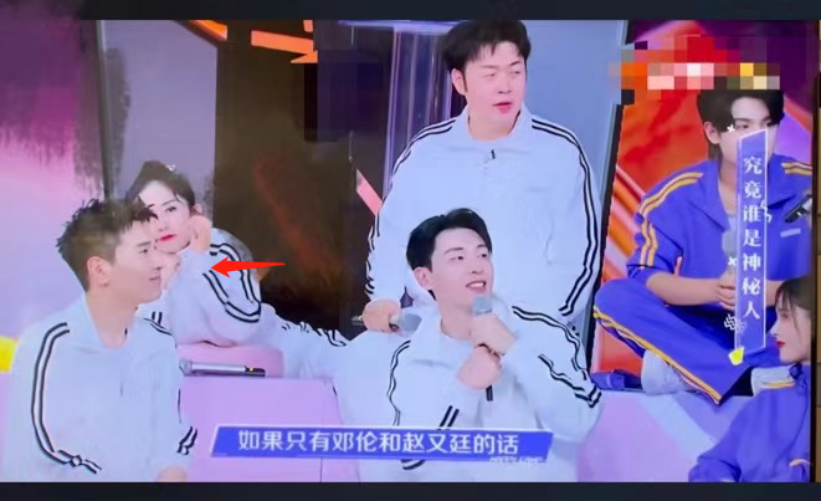 《快本》謝娜對鄧倫翻白眼很兇，疑似因輸游戲，好勝心強不是一次