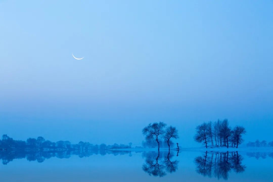 写明月zui美的10首诗词，明月如霜，清景无限，意境太美了