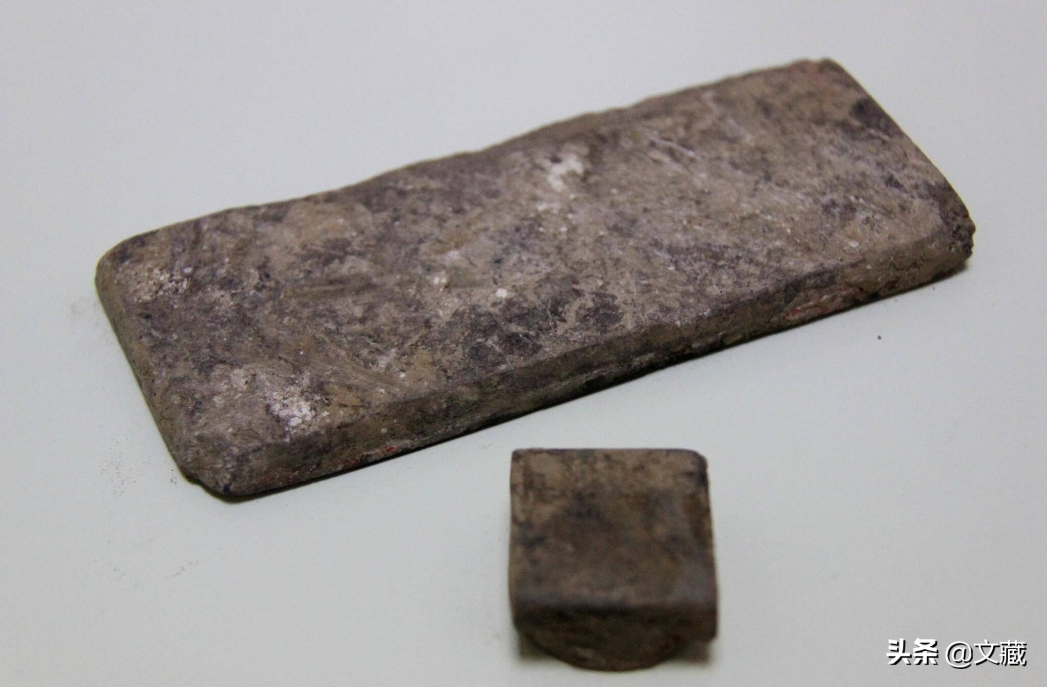 古代美人用什么材料画眉？眉笔类型不比现在少