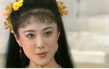 “最美妲己”傅艺伟：25岁爆红后息影经商败光家