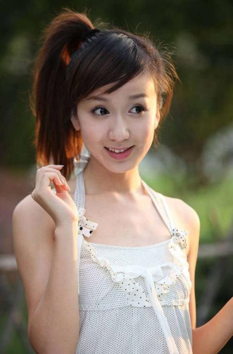 “全能藝人”婁藝瀟的幻滅史，一步錯，步步錯