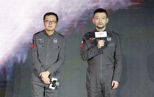 硬汉吴京的蜜糖婚姻：20亿身价背后，是妻子谢楠的一句“我养你”