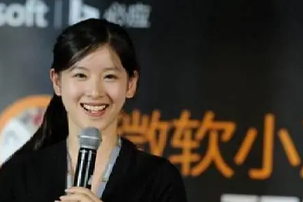 细数刘强东背后的女人——章泽天：我可不是刘强东的花瓶