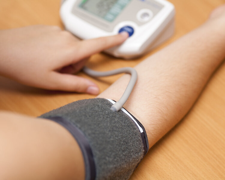 高血压指南修改：140/90不再是降压目标！正常值你达到没？