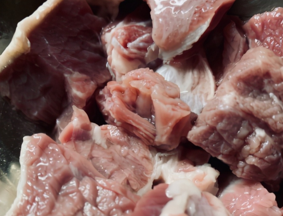 图片[2]-红烧牛肉的做法步骤图 健康营养还增体质-起舞食谱网