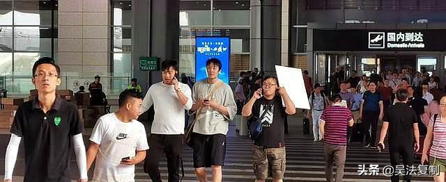 如此虚弱的突尼斯男篮，哈达迪开心了，如此流氓和去年一模一样