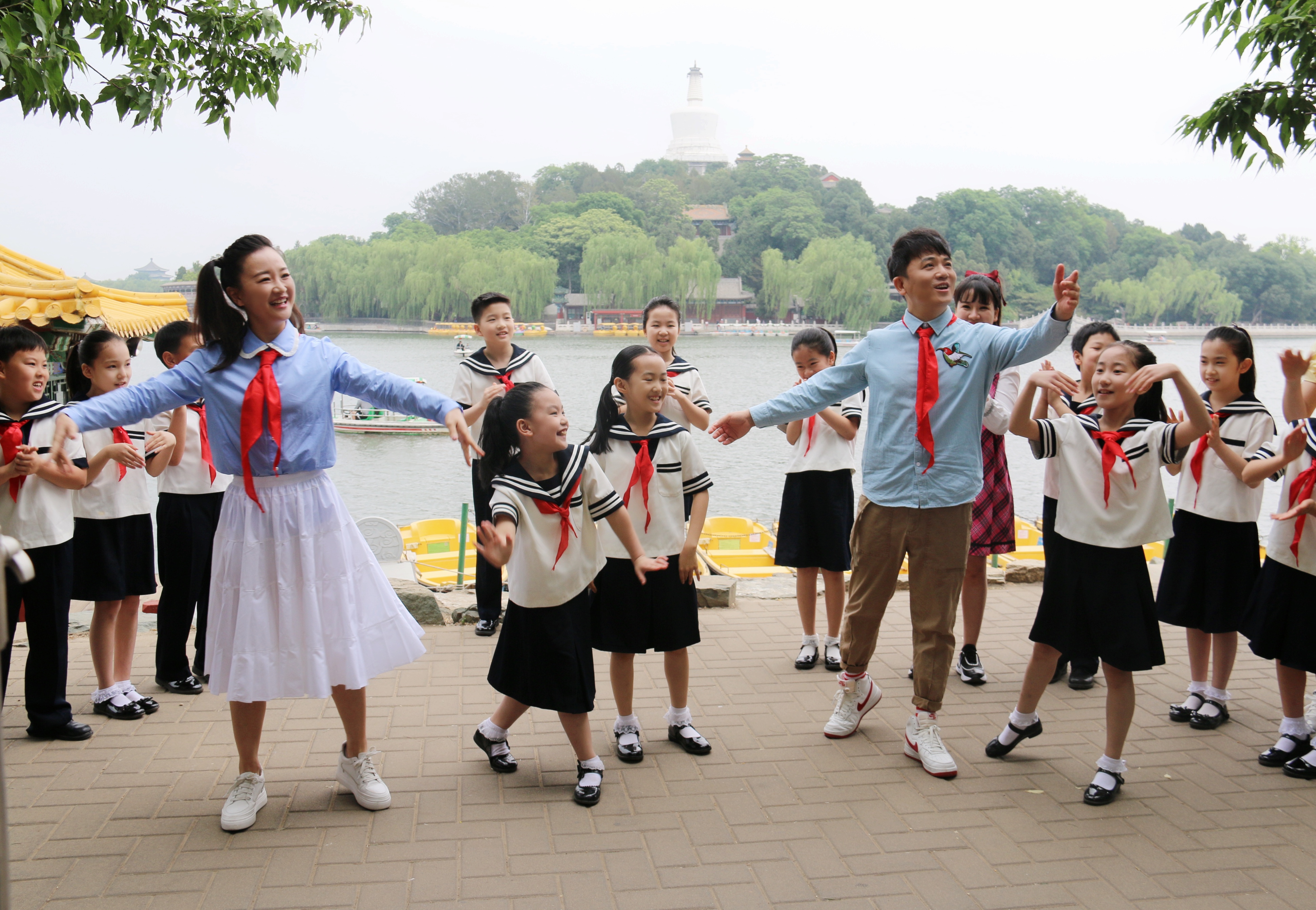 《我们的节日》童心共聚过“六一”