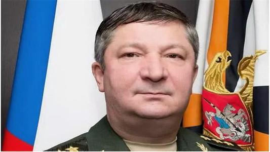 军中“大老虎”遭抄家？住处搜出70亿赃款，可买