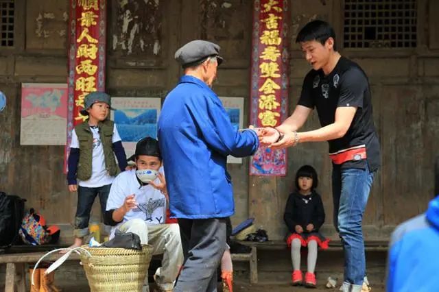 重庆48小时游玩攻略，来一场说走就走的旅行