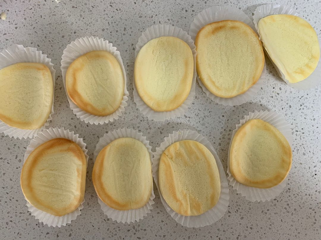 愛吃蛋糕不用買，教你在家自己做，口感細膩嫩滑，吃上一口超滿足