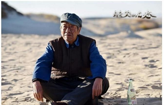 王奎荣：中国第一大反派，40岁上大学，68岁再结婚，妻子小他37岁