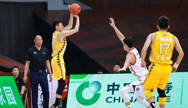 CBA后卫线前五名：辽宁第一，广东第三，山东榜