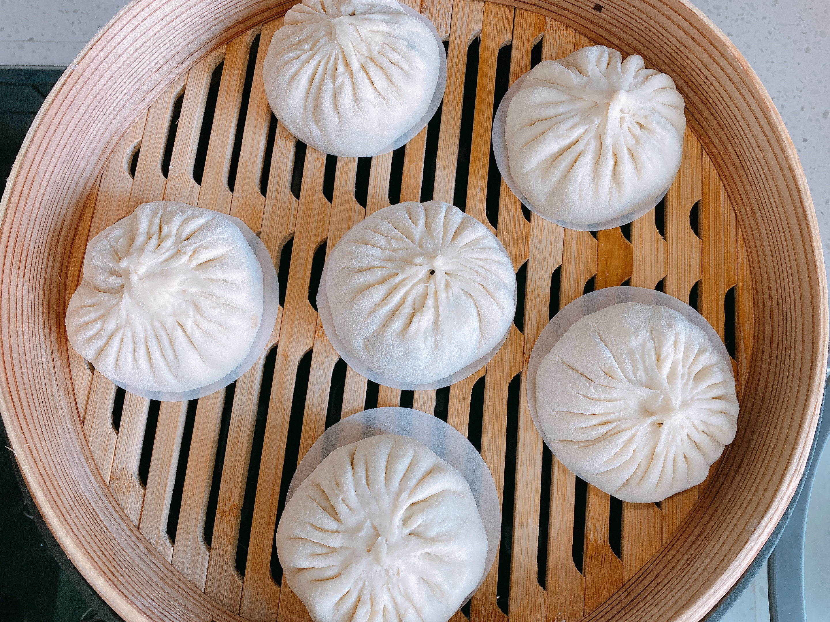 春天寧可不吃肉，也要吃這個餡的包子，鮮嫩多汁，個個鬆軟不塌陷