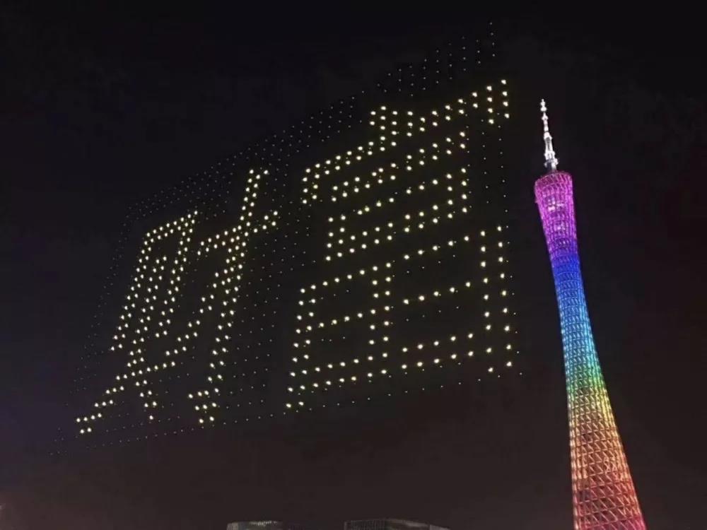 5億元市場(chǎng)營(yíng)收，1次演出花數(shù)千萬(wàn)，無(wú)人機(jī)表演是個(gè)好生意嗎？