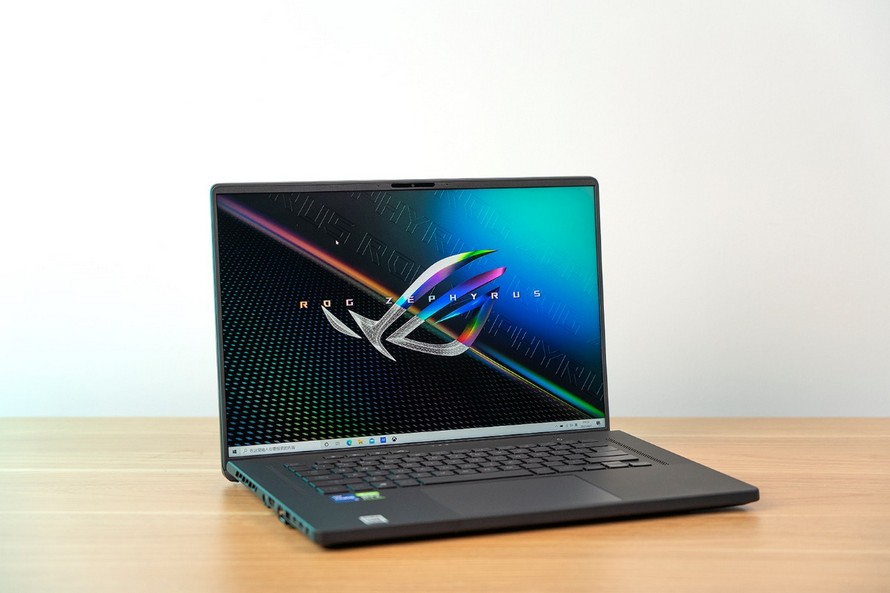 打破创作本与游戏本的隔阂：ROG幻16笔记本评测