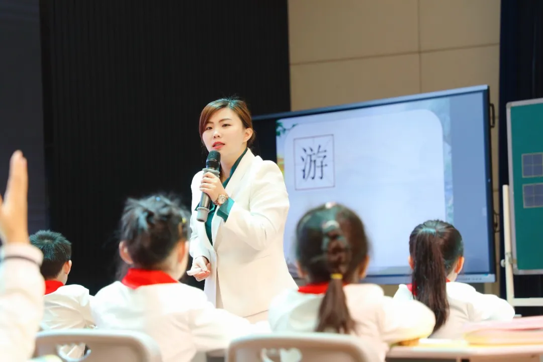 天府新区2020-2021学年度下期低段阅读教学专题教研活动