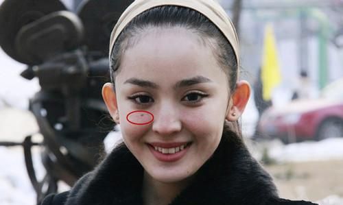 古力娜扎5年前北电艺考照大曝光，网友：脸上的