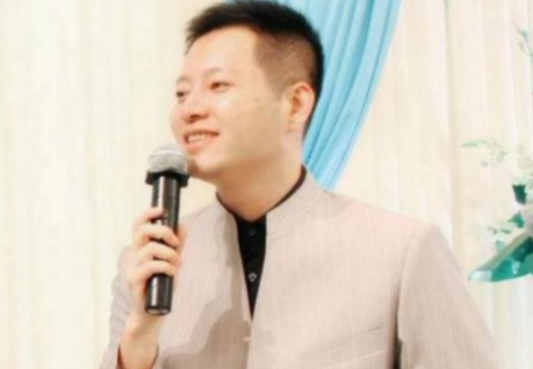 孙鸣杰的毁灭史，从“湖南一哥”到“婚礼主持”，他经历了什么？