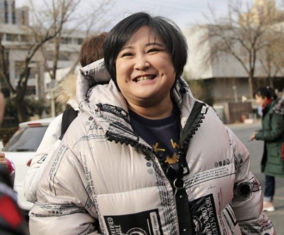 《王牌》史上最沉默嘉宾，幸好有贾玲救场，不然可能10句话都没有