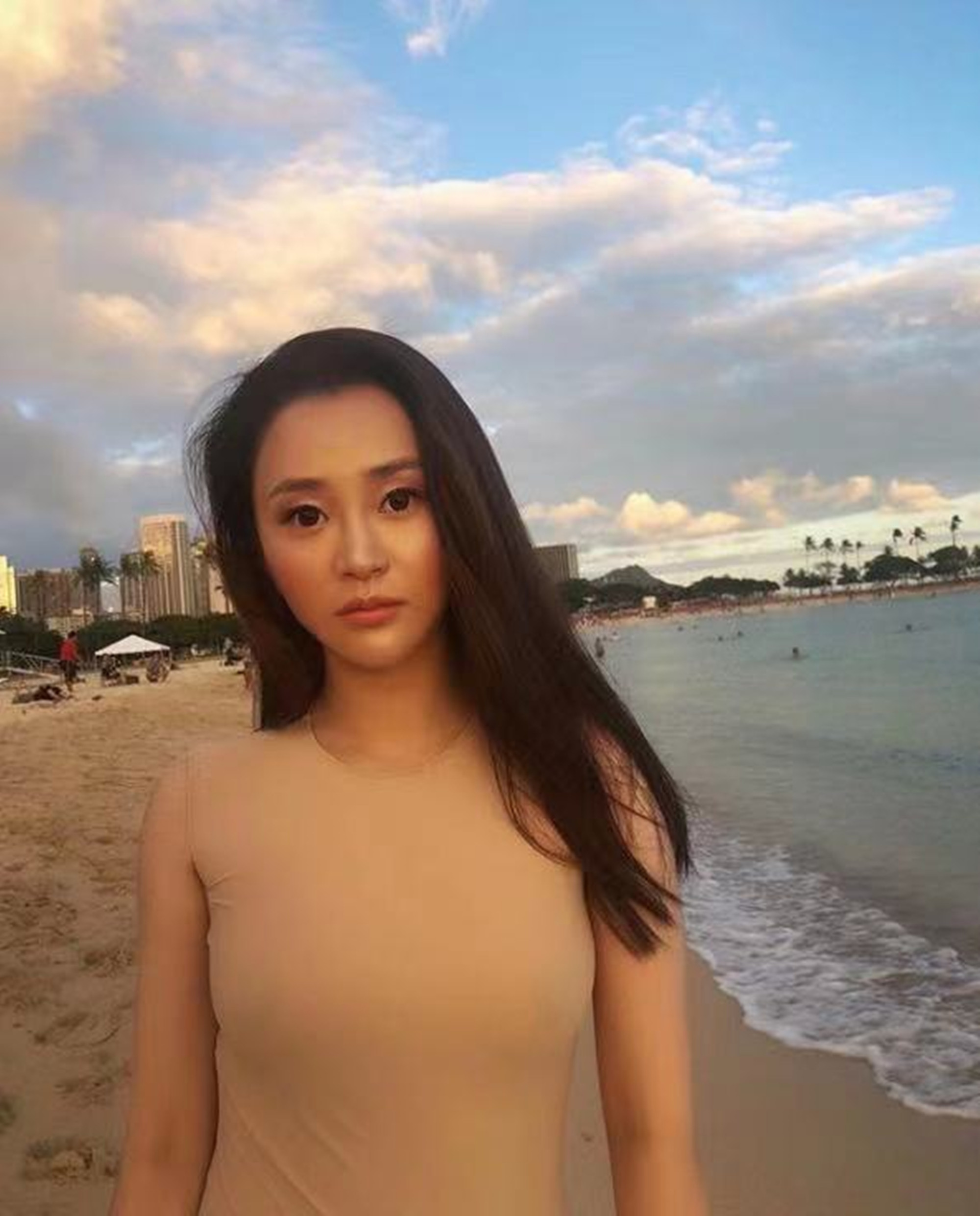 回顾像吴亦凡一样发律师函吓唬人的明星们，有人上午发，下午被抓