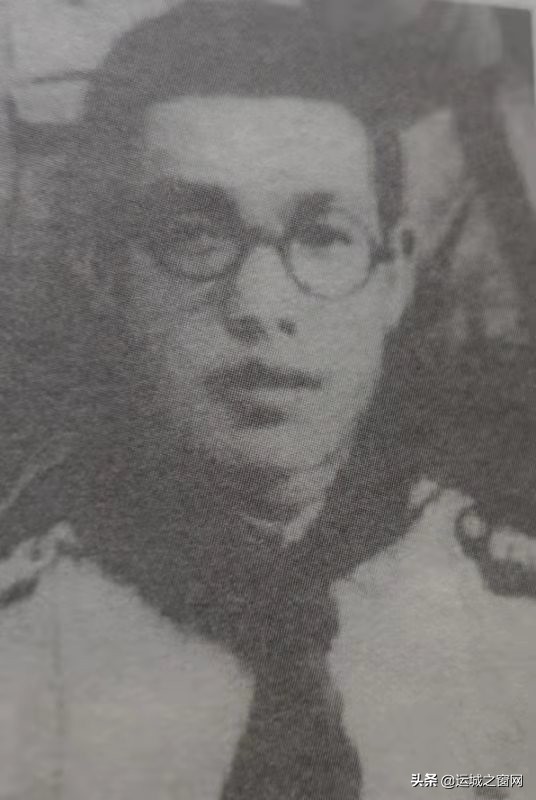 雷震龙:一面永远不倒的旗帜