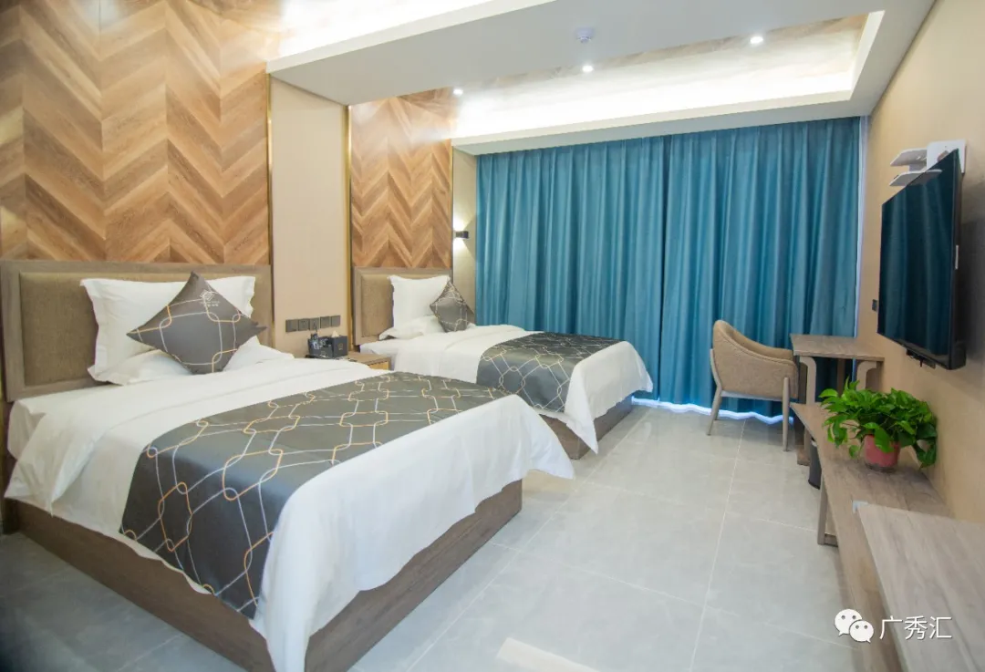 �������������•�ʼ���վ�꿪ҵ���ʢ����