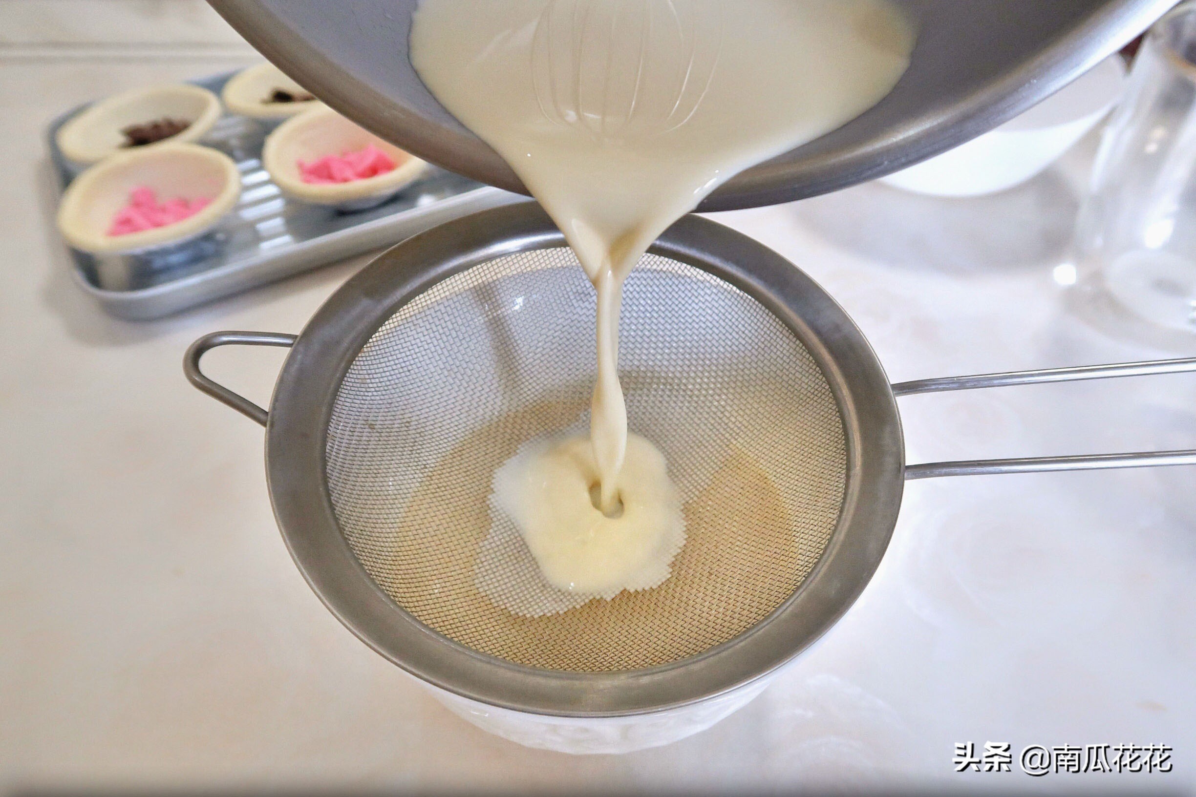 Do not lose store of net red sweetmeats " dirty dirty egg flogs " ! Small Bai Ye can operate 0 fundamental bake