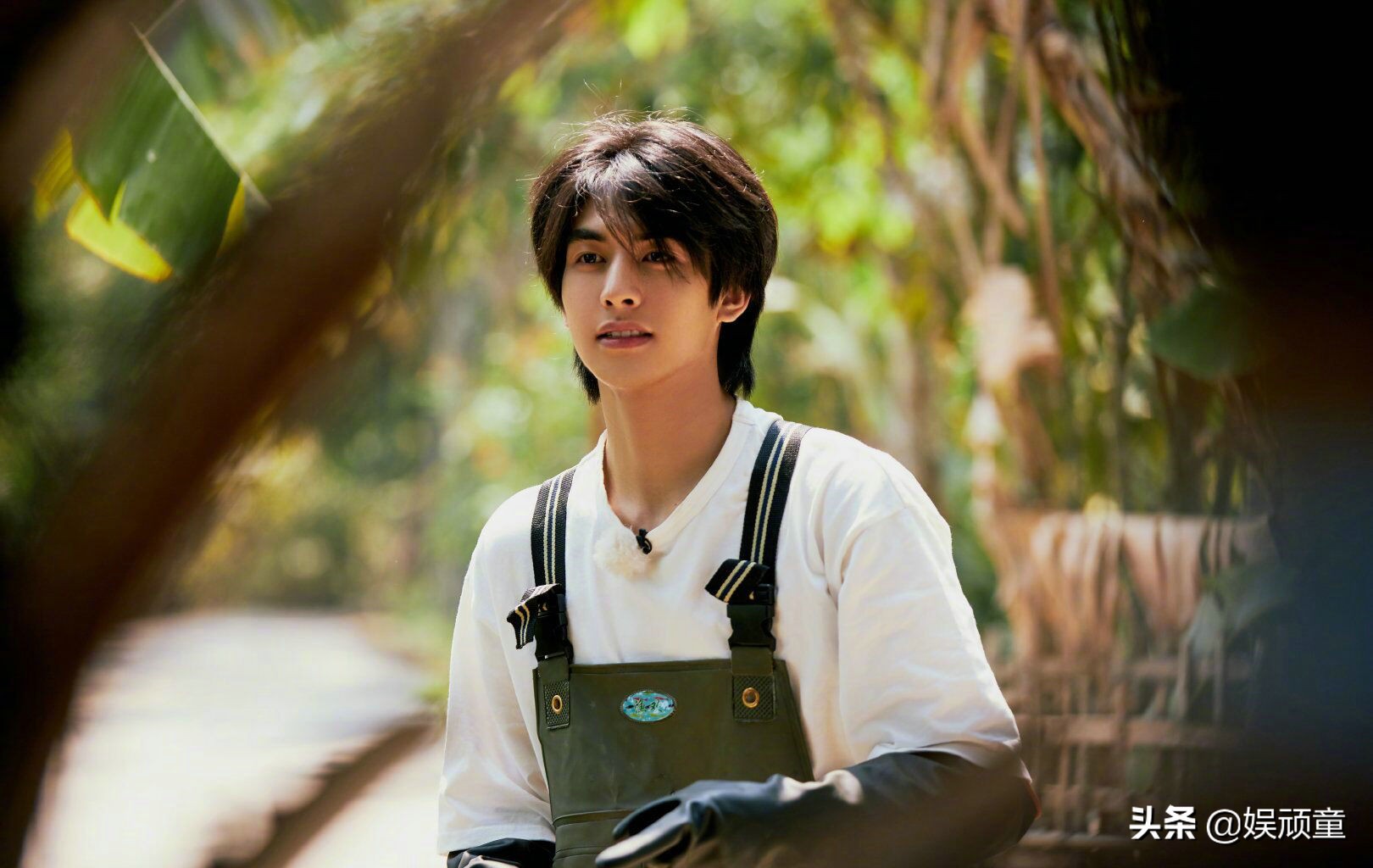 薇雅在《向往的生活》首次直播，看到她的销售