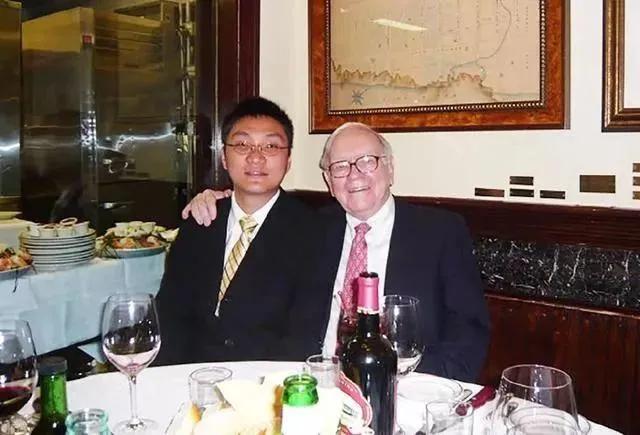 黄峥：从白手起家80后首富，到98女员工猝死，拼多多命运之殇