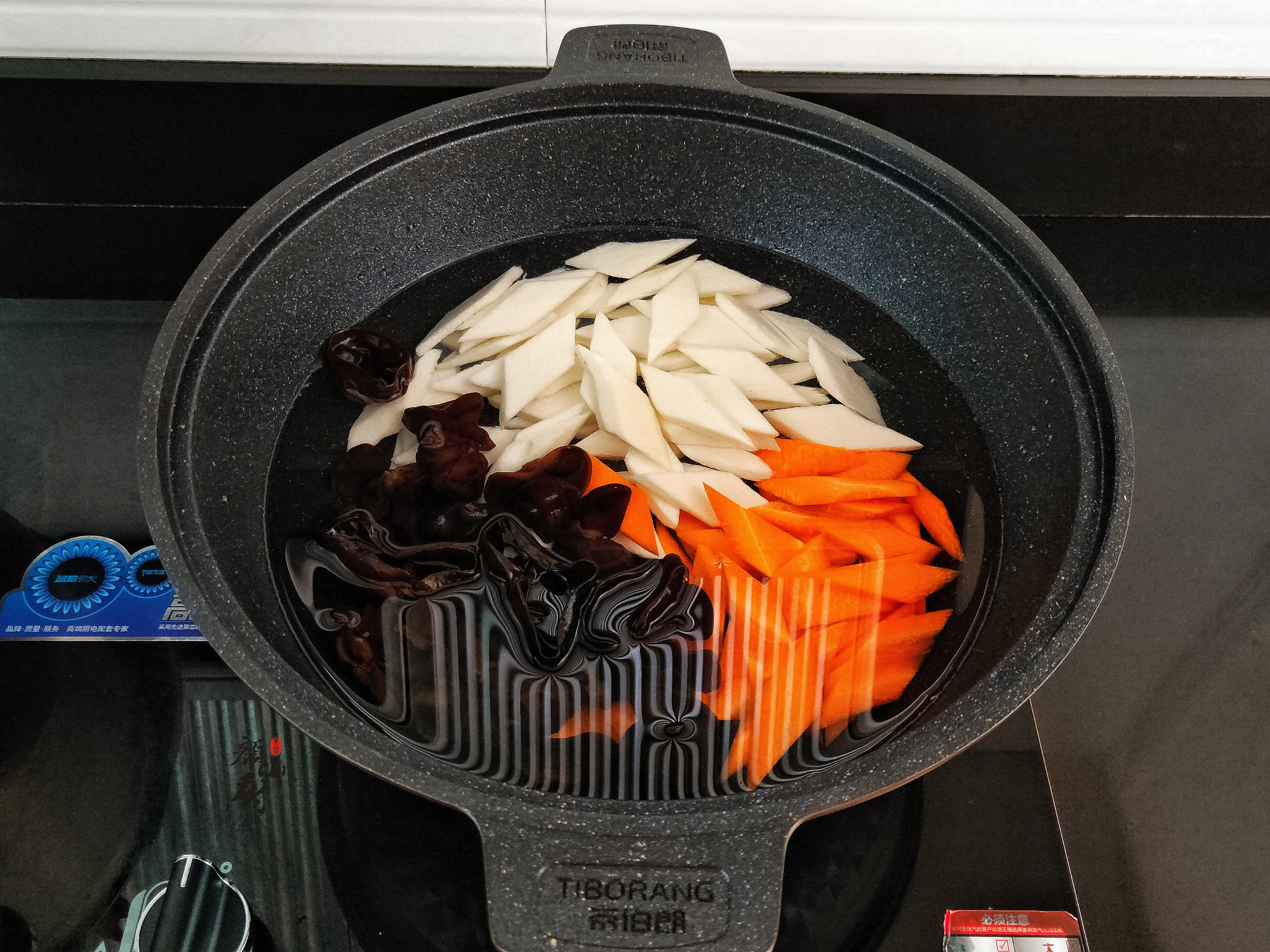 Fungus and it are a natural match. Make more for your family. Simply stir-fry, it’s more nutritious than meat.