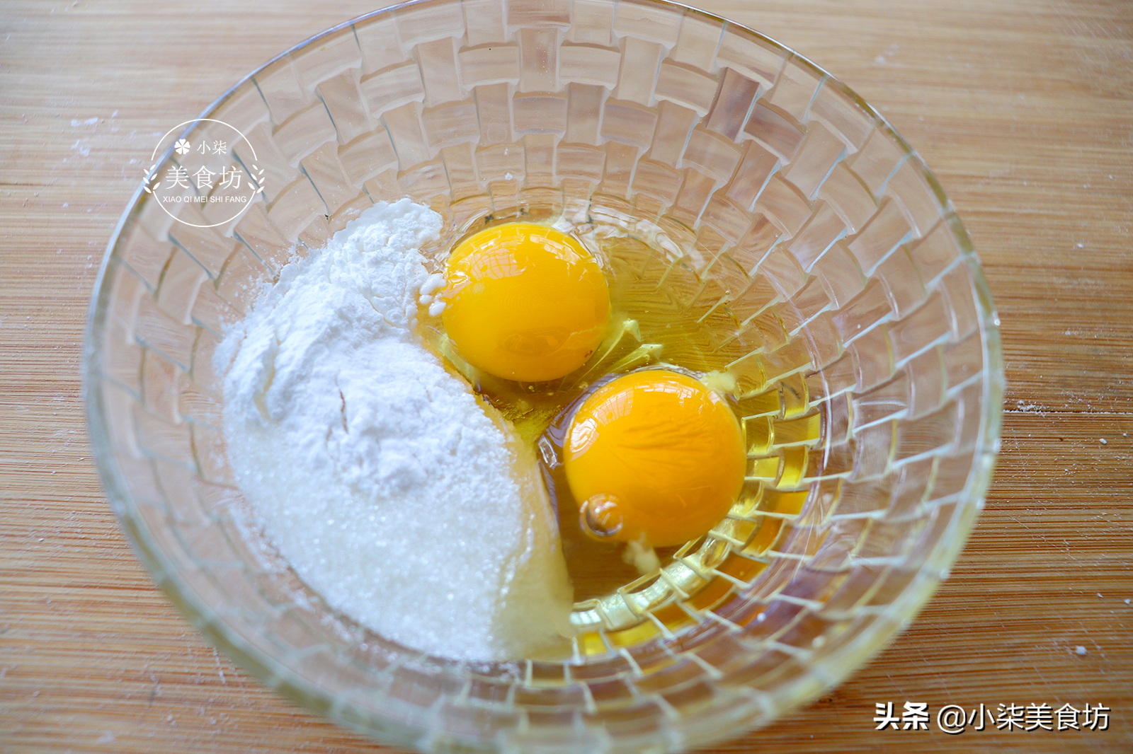 图片[6]-一碗面粉 两个鸡蛋 教你简单做零食 20分钟出炉 瞬间被抢光-起舞食谱网