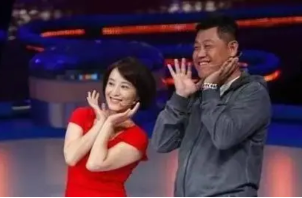 “可云”徐露：巅峰期退隐，嫁大7岁男友，46岁