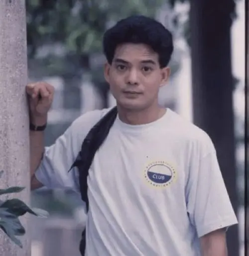 靠演《天龙八部》爆红，炒股亏千万，“鸠摩智”李国麟如今怎样了