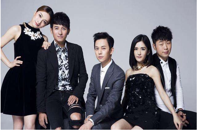 沈腾背后的故事：啃老多年，春晚说错台词被怼