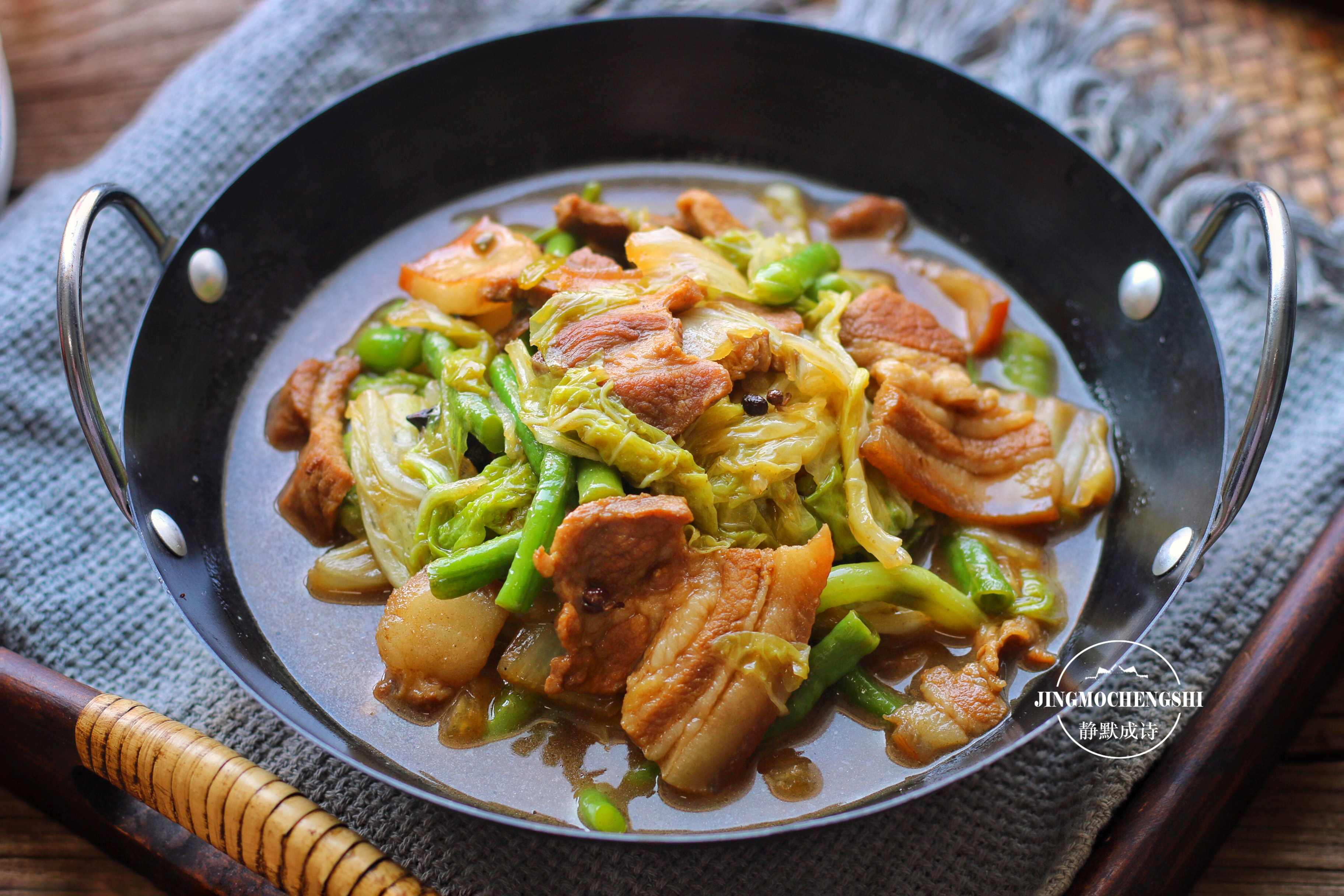 百菜不如白菜，熱熱乎乎地燉一鍋，連湯都拌飯吃個精光