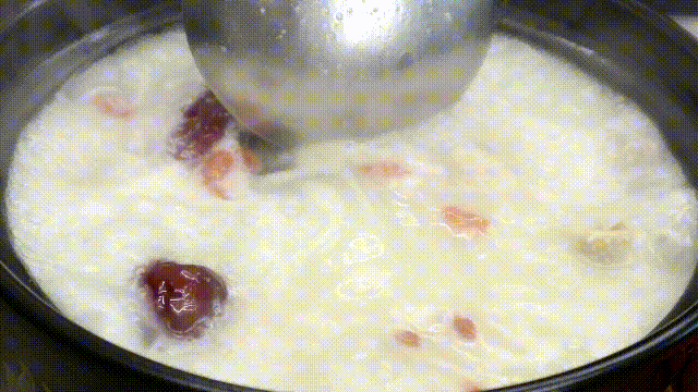 Hard dish bawang chicken