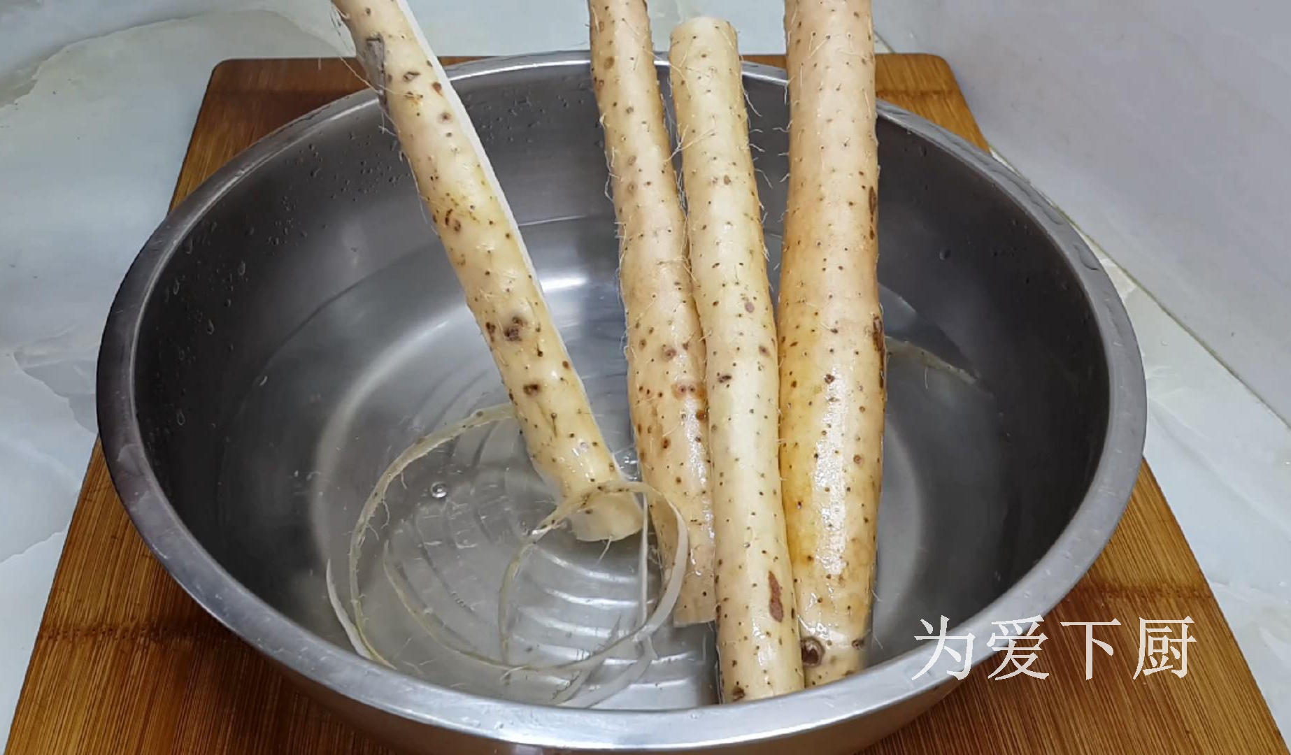 山藥別再煮著吃了，加半斤麵粉，做出創意小油條，學會能開店了