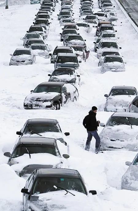 德州雪灾冻死人、电价飙升200倍，为何没出现八方支援的情况？