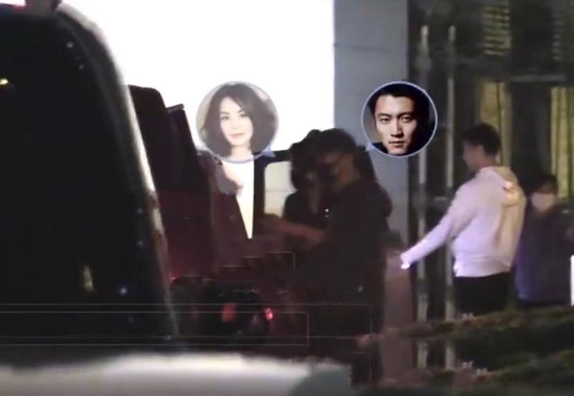 Wang Fei thanks thunderbolt sharp edge long-unseen with casing, emersion " the century pulls a hand " good sweetness, li Yapeng however conditions is dismal