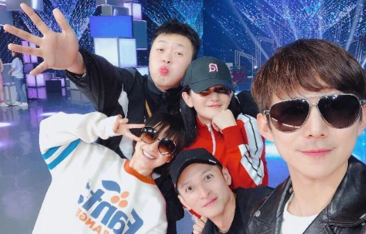 TFboys，肖战，黄圣依张雨绮，吴昕谢娜，荷尔蒙男星