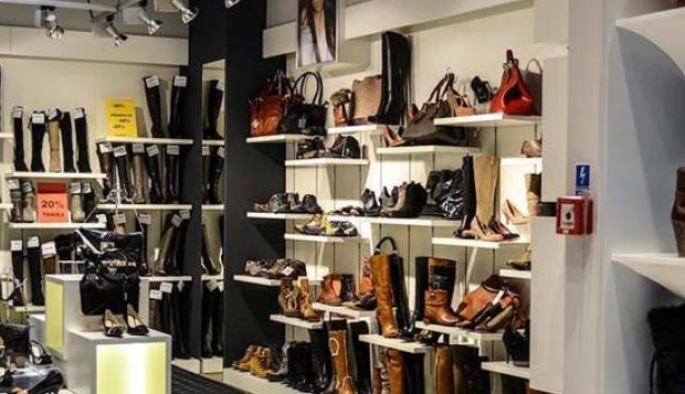 中国女鞋新王诞生：打败达芙妮百丽！每双不过