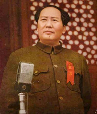 1969年国庆，美国派女特务刺杀毛主席，却被我党特工用美男计拿下