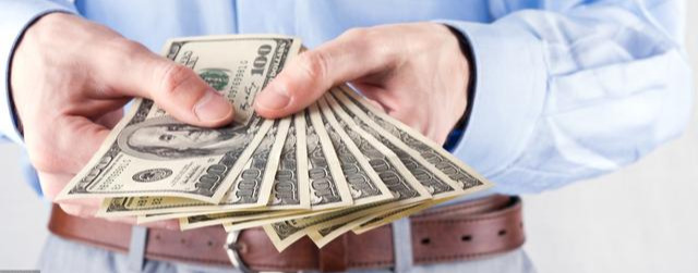 小白要求月薪六千，面试官爽快答应，入职后发现再多给三千也亏