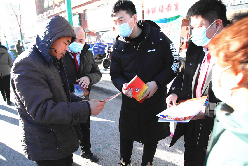 吉林抚松法院全民禁毒普法宣传“零距离”