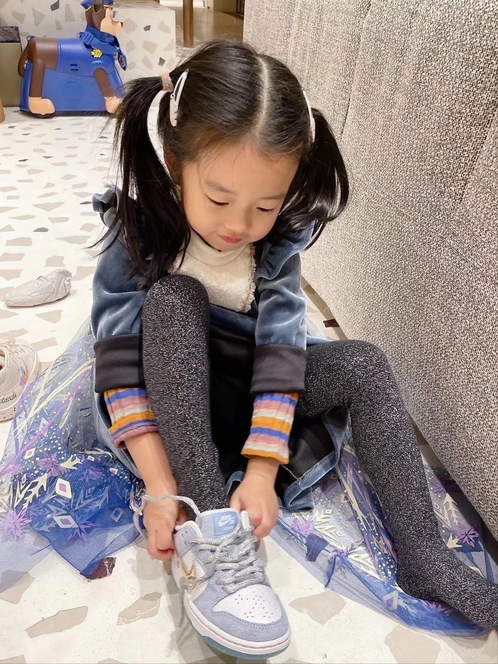 陈赫首晒大女儿正面照！长相精致五官甜美范十