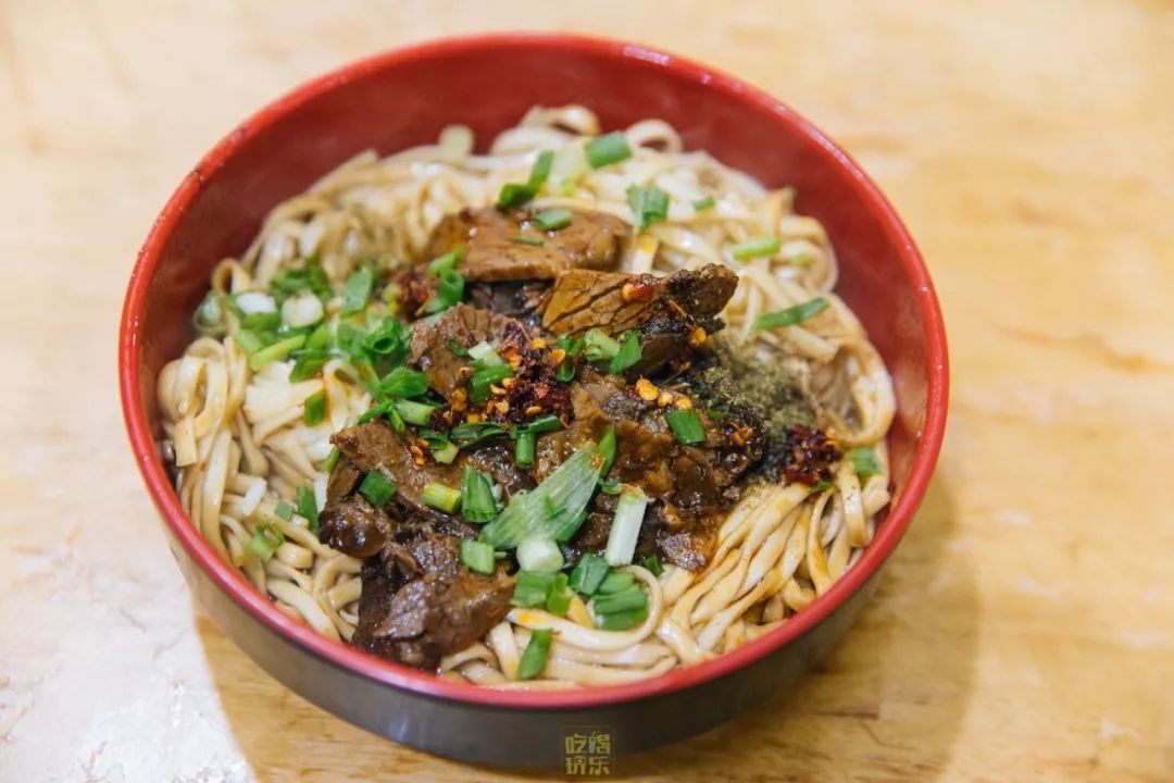 武汉20元小吃美食录，全都是你找不到的刁子国拉